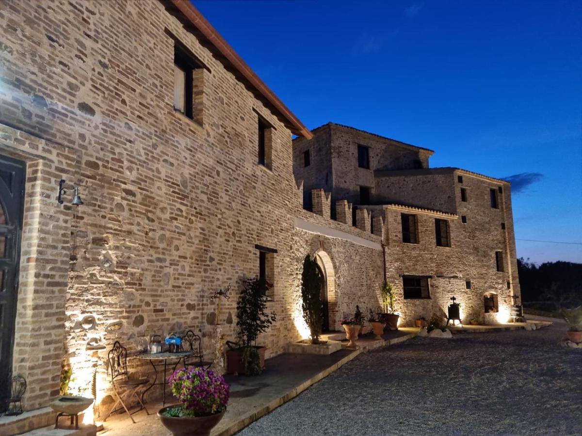 Castello Di Petecciano B&B Mosciano SantʼAngelo Zewnętrze zdjęcie