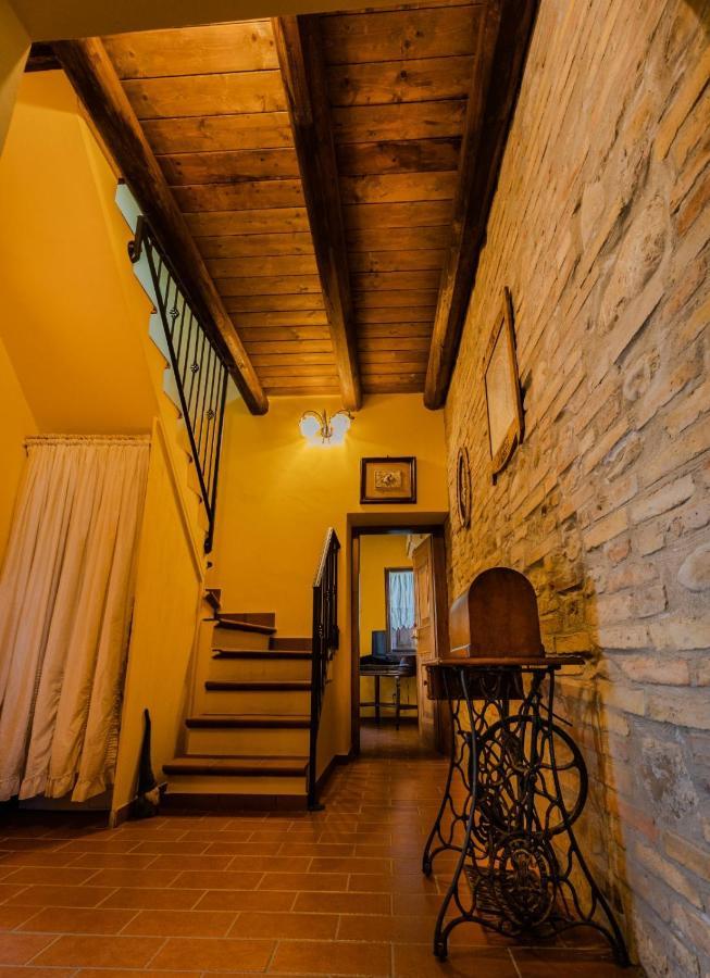 Castello Di Petecciano B&B Mosciano SantʼAngelo Zewnętrze zdjęcie