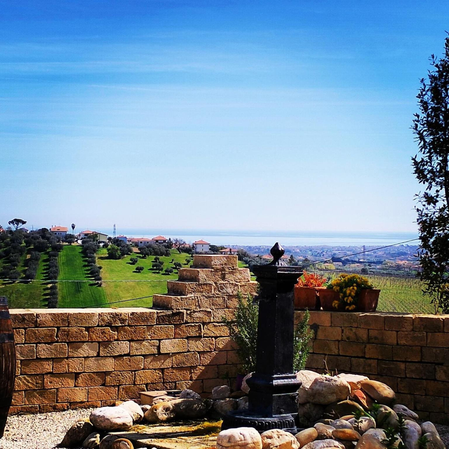Castello Di Petecciano B&B Mosciano SantʼAngelo Zewnętrze zdjęcie